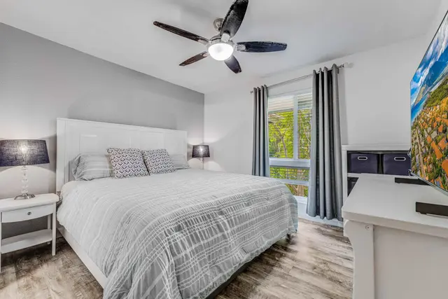 Listing Image for 140 Uwapo Rd 15-204 10 of 23
