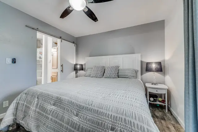 Listing Image for 140 Uwapo Rd 15-204 11 of 23