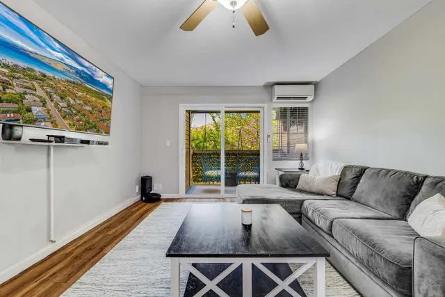 Listing Image for 140 Uwapo Rd 15-204 3 of 23