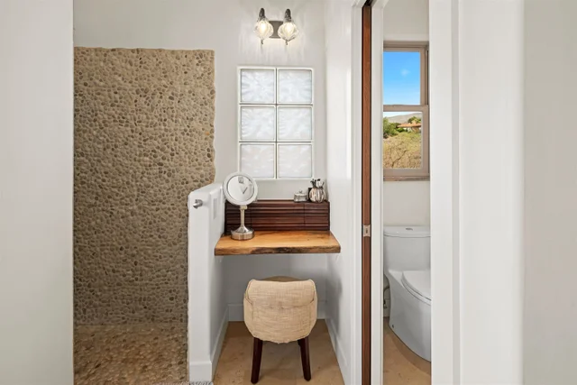 Listing Image for 23 Kupaia Pl 15 of 29