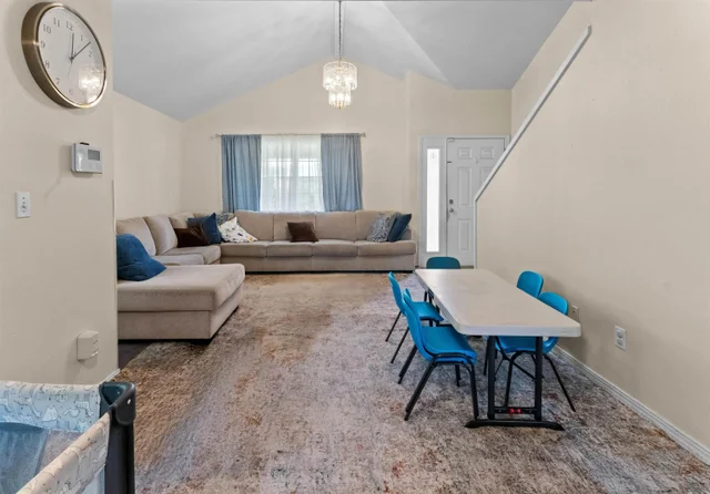 Listing Image for 47 Poniu Cir 3 of 21