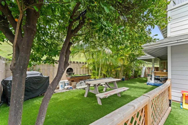 Listing Image for 47 Poniu Cir 9 of 21