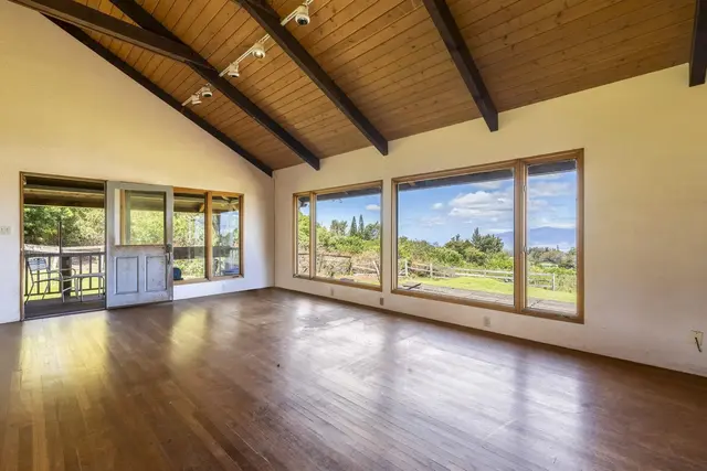 Listing Image for 180 Makana Rd 10 of 43