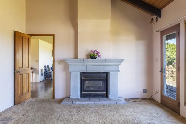 Listing Image for 180 Makana Rd 14 of 43