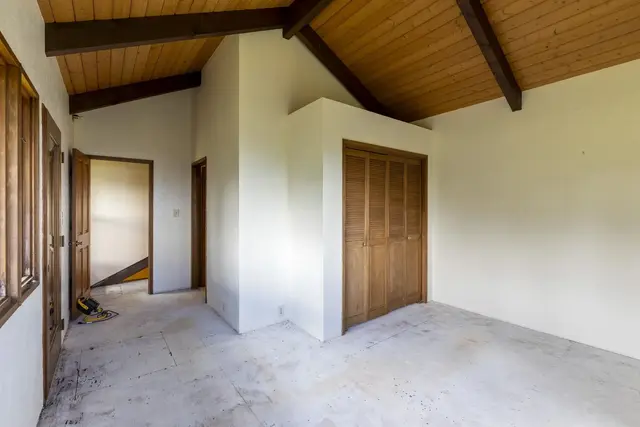 Listing Image for 180 Makana Rd 24 of 43
