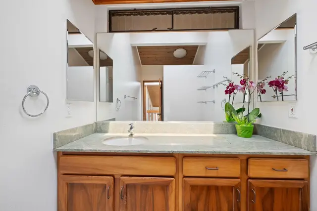 Listing Image for 69 Halelo St 22 of 48