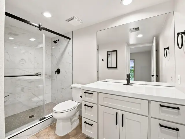 Listing Image for 44 Kanani Rd 2-103 21 of 44