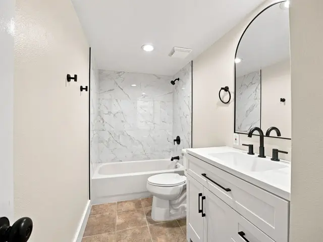 Listing Image for 44 Kanani Rd 2-103 24 of 44