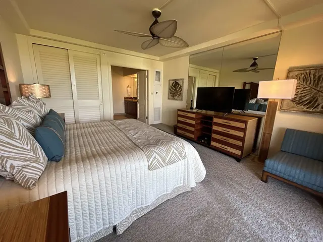 Listing Image for 2481 Kaanapali Pkwy 520/y 12 of 17