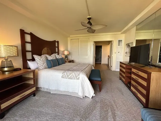 Listing Image for 2481 Kaanapali Pkwy 520/y 13 of 17