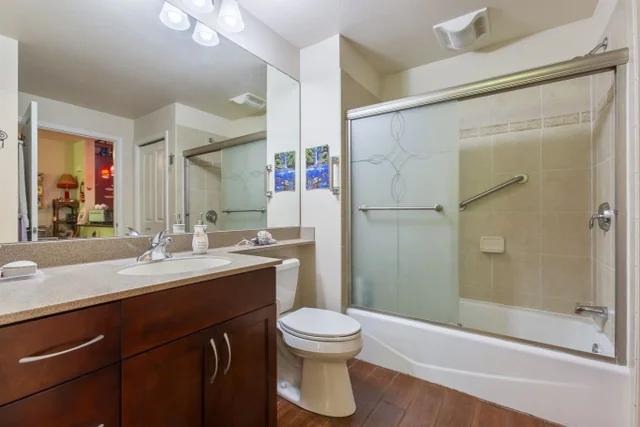 Listing Image for 215 Hooulu Ln 1203 17 of 28