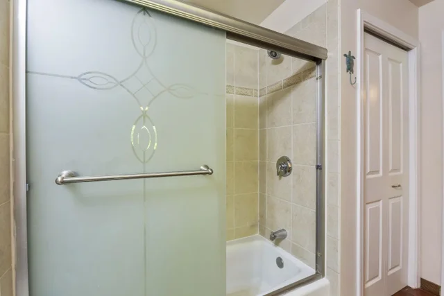 Listing Image for 215 Hooulu Ln 1203 18 of 28