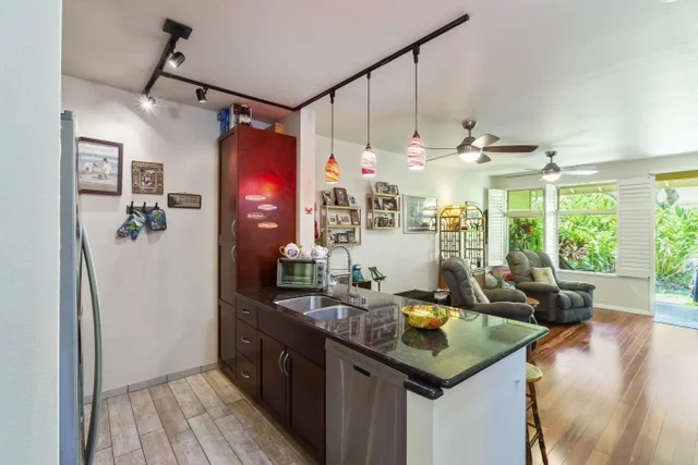 Listing Image for 215 Hooulu Ln 1203 3 of 28