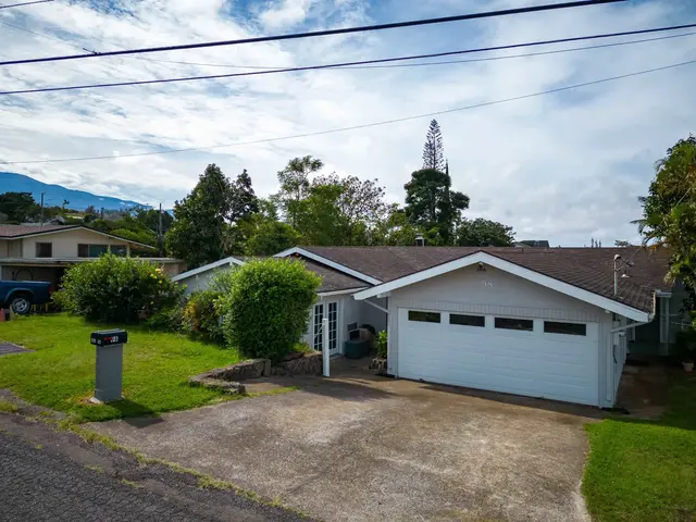 Listing Image for 98 Mahola St 45 of 45
