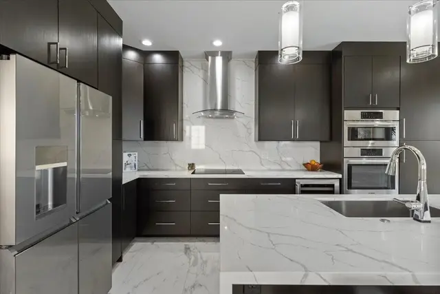 Listing Image for 3950 Kalai Waa St E-103 27 of 34