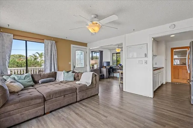 Listing Image for 742 Kekona Pl 9 of 34