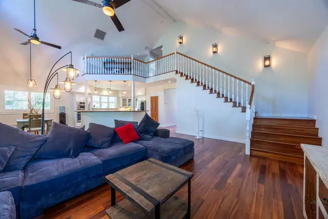Listing Image for 47 Hua Nui Way 10 of 44