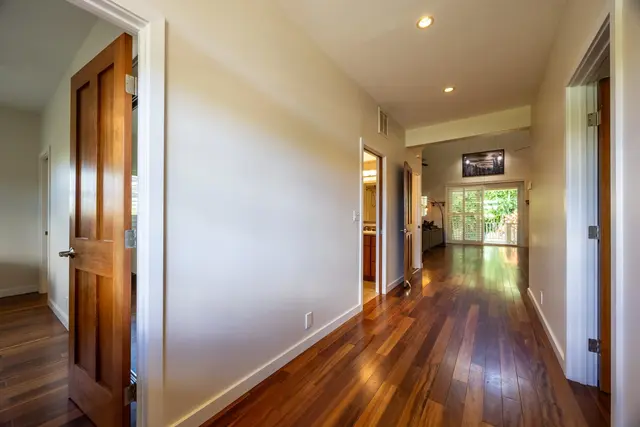 Listing Image for 47 Hua Nui Way 12 of 44