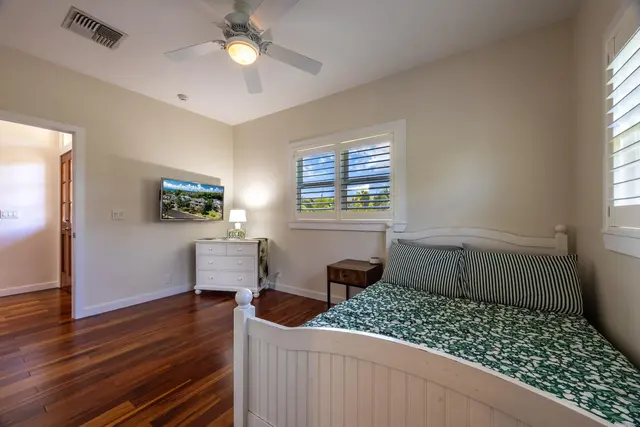 Listing Image for 47 Hua Nui Way 19 of 44
