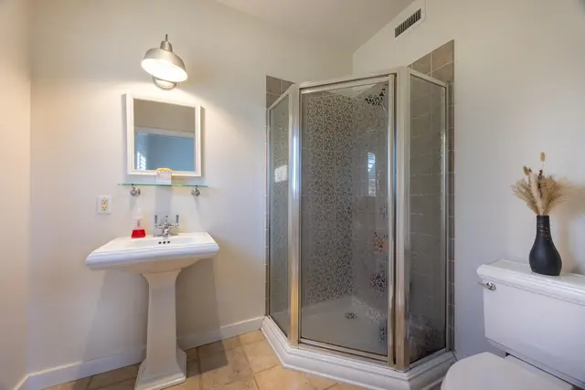 Listing Image for 47 Hua Nui Way 20 of 44