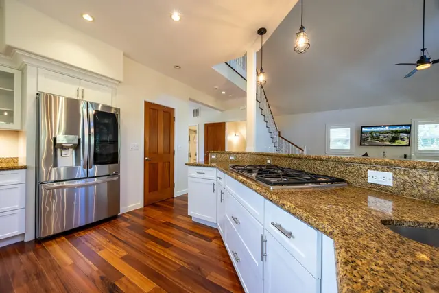 Listing Image for 47 Hua Nui Way 5 of 44