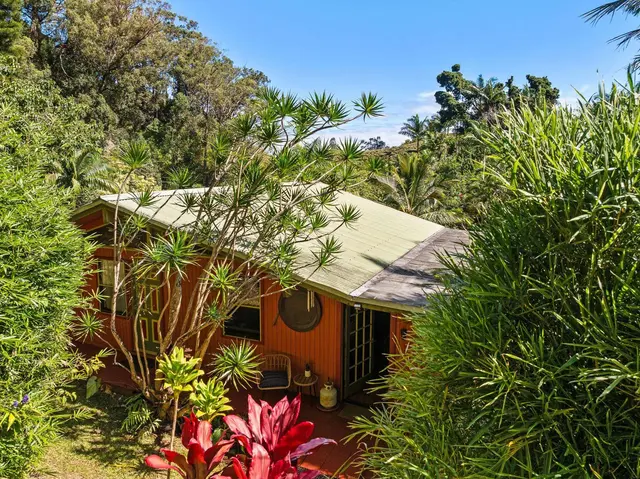 Listing Image for 106 Hikiau Rd 3 of 41