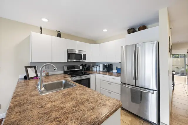 Listing Image for 2777 S Kihei Rd E-104 7 of 50
