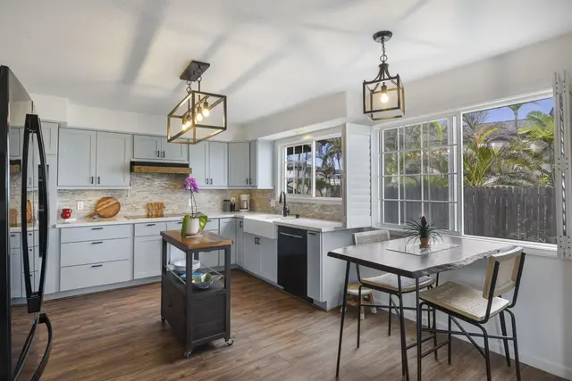 Listing Image for 1332 Hiahia St 24 of 50