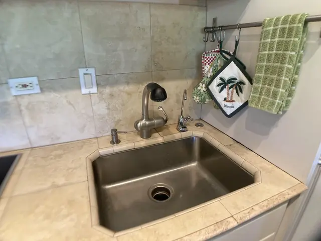 Listing Image for 0 Kepuhi Pl 2201 10 of 46