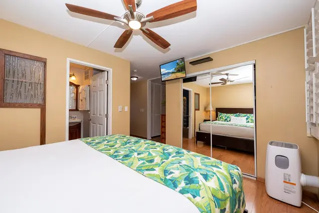 Listing Image for 30 Hauoli St 104 12 of 46