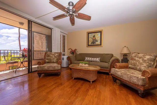 Listing Image for 30 Hauoli St 104 15 of 46