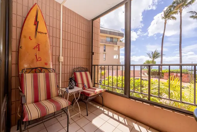 Listing Image for 30 Hauoli St 104 17 of 46