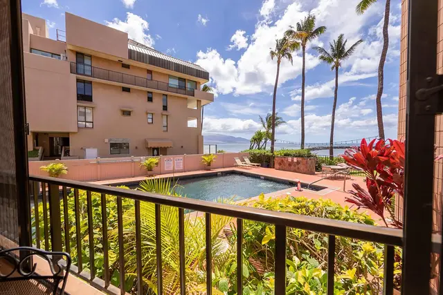 Listing Image for 30 Hauoli St 104 21 of 46