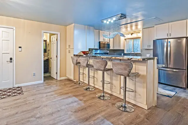 Listing Image for 192 Mehani Cir 10 of 50