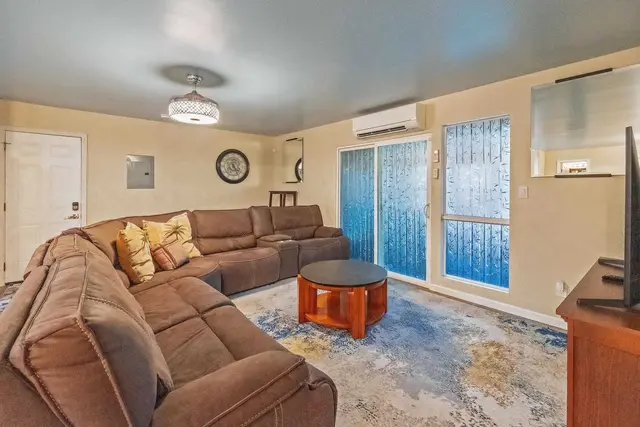 Listing Image for 192 Mehani Cir 13 of 50