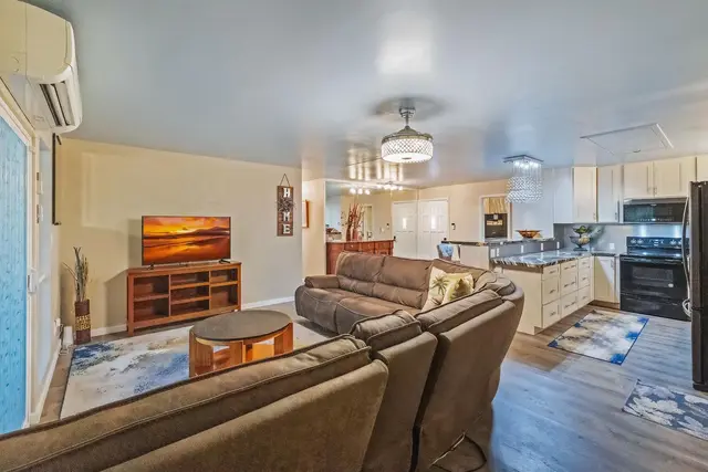 Listing Image for 192 Mehani Cir 14 of 50