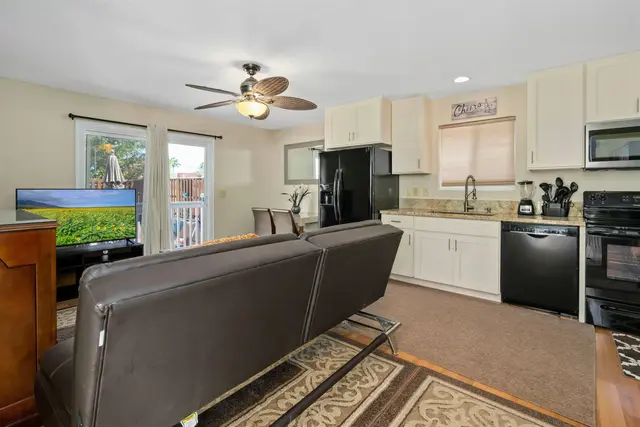 Listing Image for 192 Mehani Cir 33 of 50