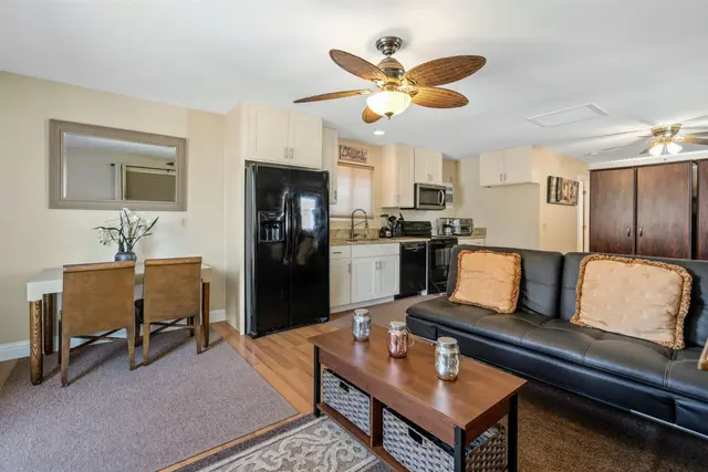Listing Image for 192 Mehani Cir 36 of 50