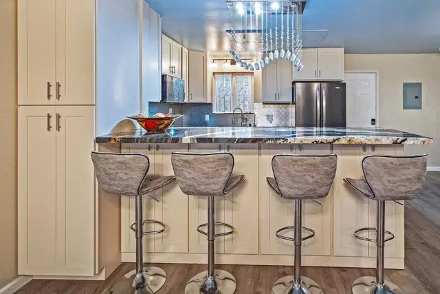Listing Image for 192 Mehani Cir 9 of 50