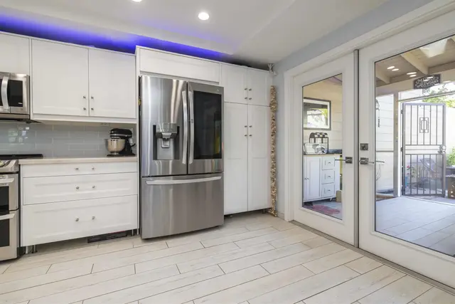 Listing Image for 100 Auhana Rd 301 12 of 50