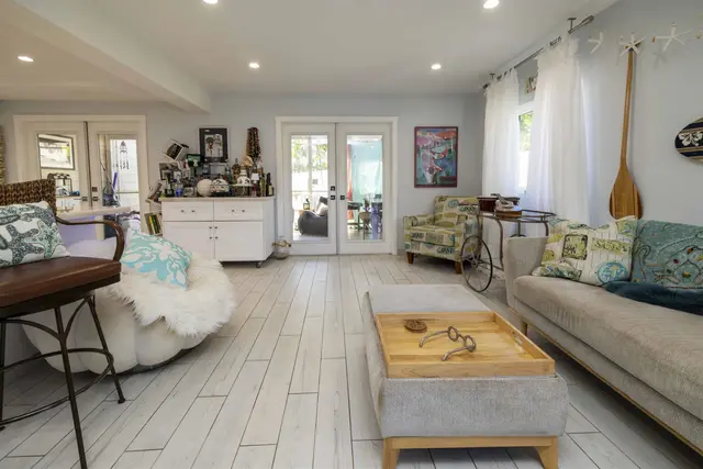 Listing Image for 100 Auhana Rd 301 4 of 50