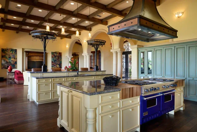 Listing Image for 104 Anapuni Loop 12 of 45