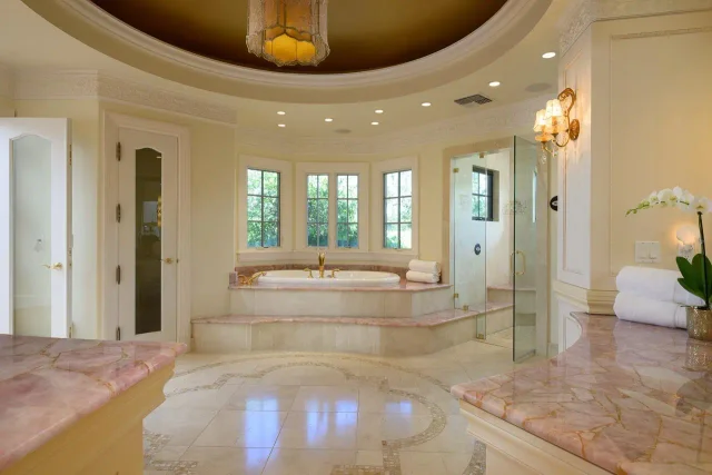 Listing Image for 104 Anapuni Loop 24 of 45