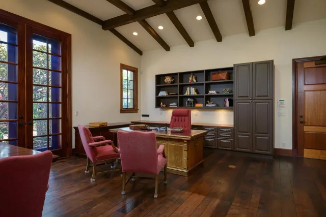 Listing Image for 104 Anapuni Loop 28 of 45