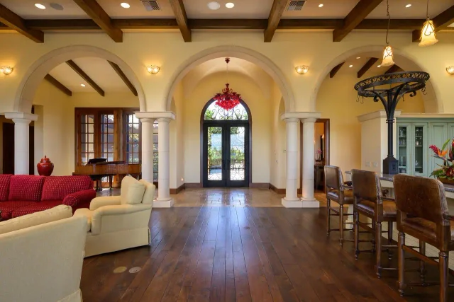 Listing Image for 104 Anapuni Loop 4 of 45