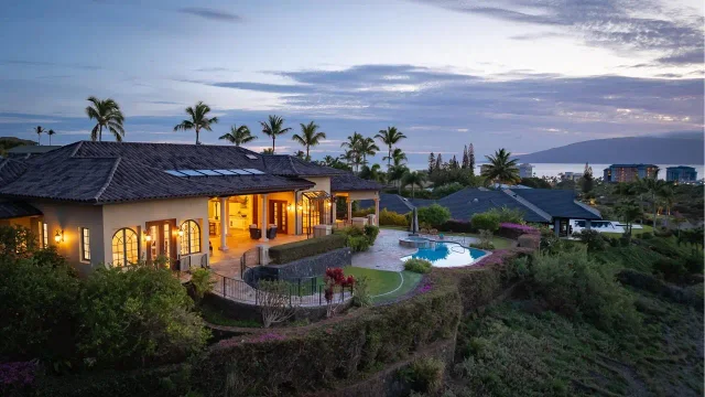 Listing Image for 104 Anapuni Loop 44 of 45