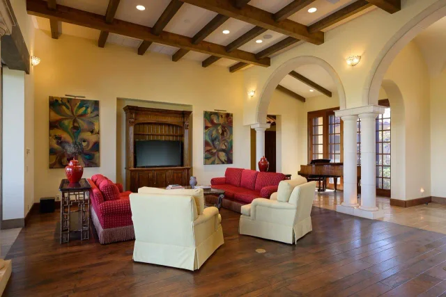 Listing Image for 104 Anapuni Loop 6 of 45