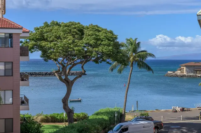 Listing Image for 20 Hauoli St 302 1 of 25