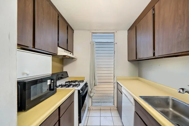 Listing Image for 35 Walaka St L210 15 of 26