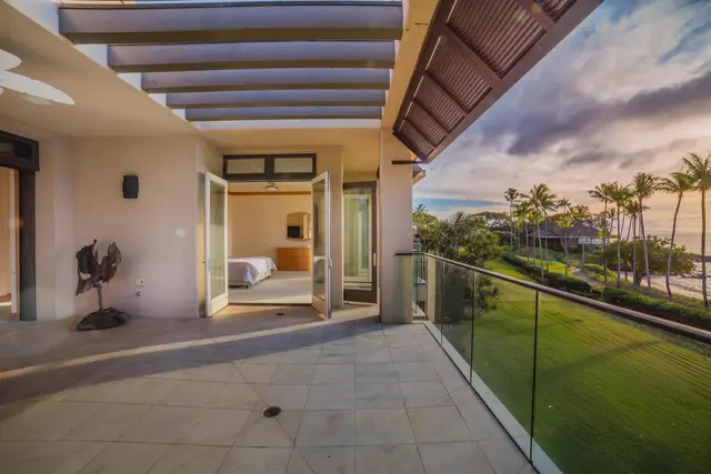 Listing Image for 24 Coconut Grove Ln 24 8 of 33
